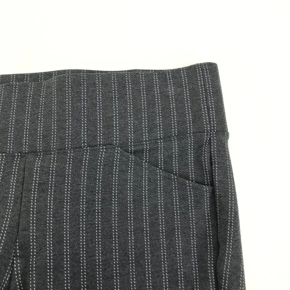 Torrid Studio Pixie Luxe Ponte Skinny Pant Women's Plus Size 1/1X Gray Stripe - Picture 3 of 12